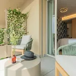 Pureview Luxury Suites (Adults Only) Pensionat Como