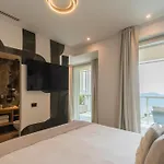 Pureview Luxury Suites (Adults Only) 4*