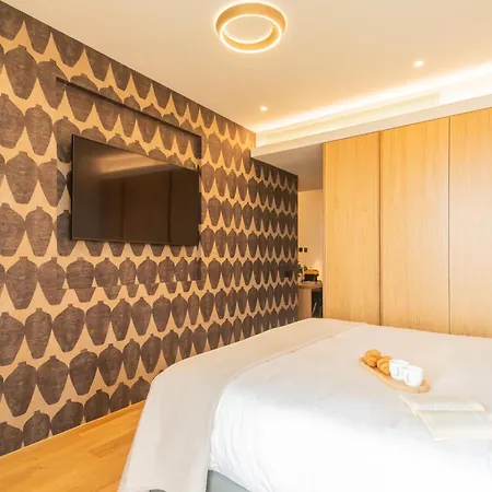 Pureview Luxury-breakfast & Pool Adultsonly By Rent 4* Como