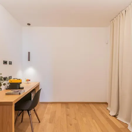 Pureview Luxury-breakfast & Pool Adultsonly By Rent Pensión Como