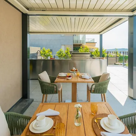 Pensión Pureview Luxury-breakfast & Pool Adultsonly By Rent Como