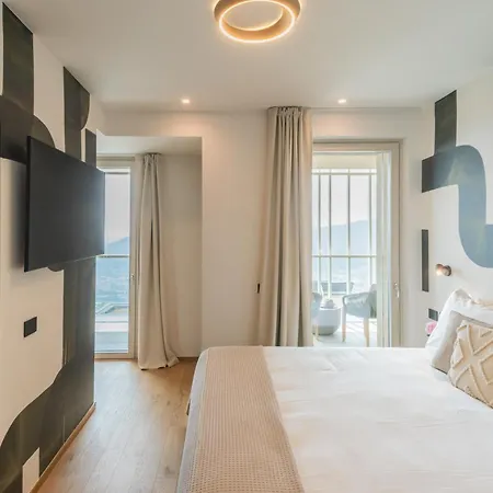 Pureview Luxury-breakfast & Pool Adultsonly By Rent 4*