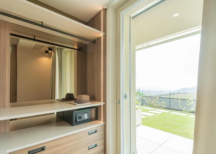 Pureview Luxury-breakfast & Pool Adultsonly By Rent Pensionat 4*