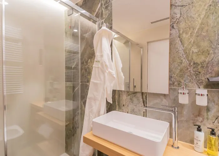 Pureview Luxury-breakfast & Pool Adultsonly By Rent