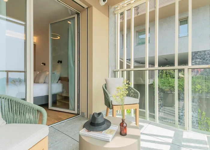 Pensionat Pureview Luxury-breakfast & Pool Adultsonly By Rent 4*