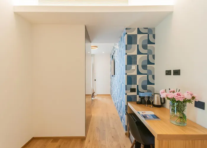 Pureview Luxury-breakfast & Pool Adultsonly By Rent 4*