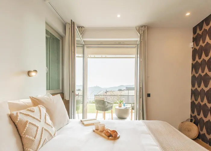 Pureview Luxury-breakfast & Pool Adultsonly By Rent