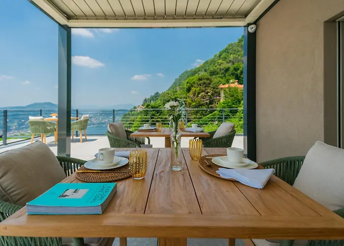 Pureview Luxury-breakfast & Pool Adultsonly By Rent Pensionat Como