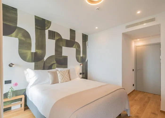 Pureview Luxury-breakfast & Pool Adultsonly By Rent