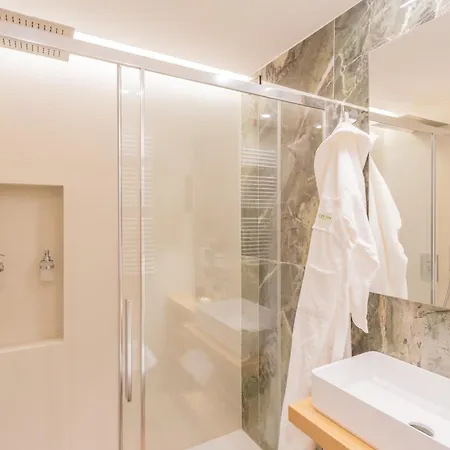 게스트하우스 Pureview Luxury-breakfast & Pool Adultsonly By Rent