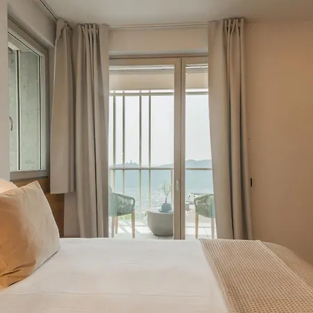 Pureview Luxury-breakfast & Pool Adultsonly By Rent 4*