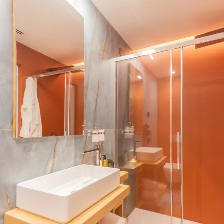 Pureview Luxury-breakfast & Pool Adultsonly By Rent 게스트하우스 4*