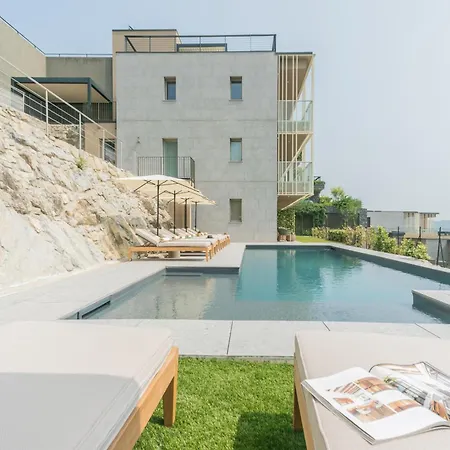 Pureview Luxury-breakfast & Pool Adultsonly By Rent 4*